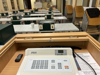 instalace v chemické učebně